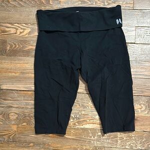 Victoria Secret Cropped Leggings